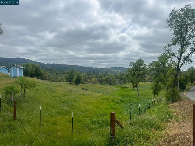 16 Paul Place, Bangor, CA 95914