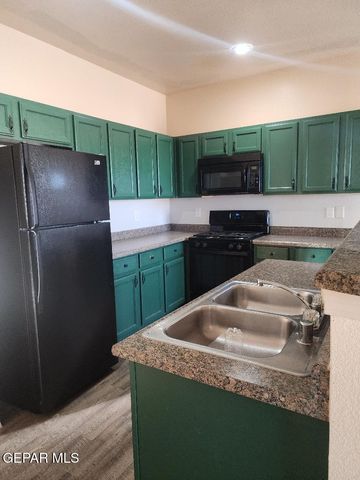 10424 Silver Cloud Drive, El Paso, TX 79924