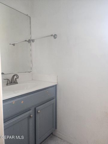 10424 Silver Cloud Drive, El Paso, TX 79924