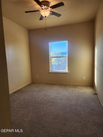 10424 Silver Cloud Drive, El Paso, TX 79924