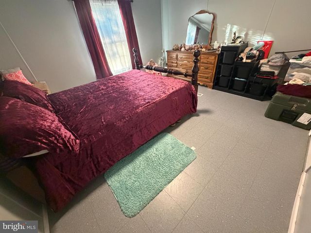 227 LONGWOOD CT W, Lancaster, PA 17603