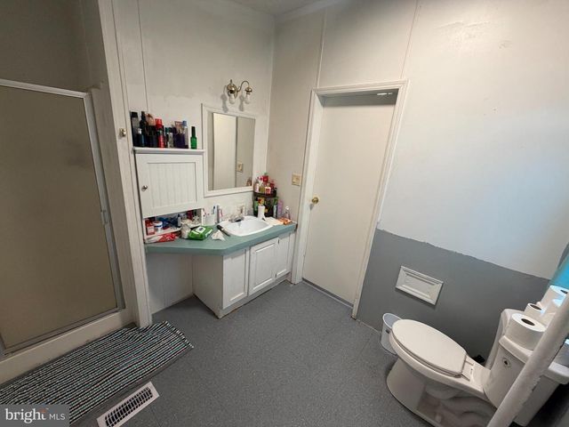 227 LONGWOOD CT W, Lancaster, PA 17603