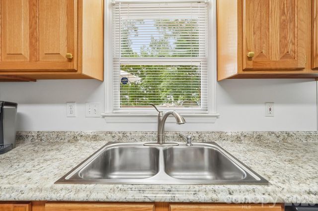 250 Rumple Hill Drive, Statesville, NC 28677