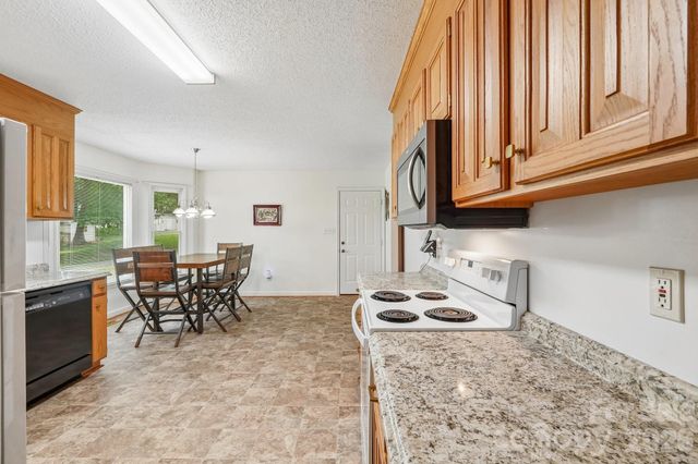 250 Rumple Hill Drive, Statesville, NC 28677