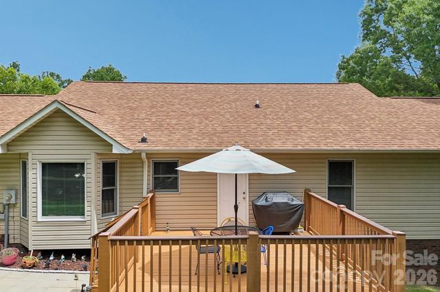 250 Rumple Hill Drive, Statesville, NC 28677