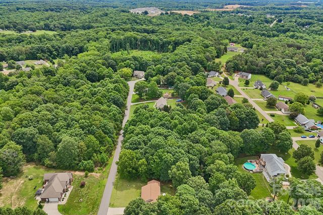 250 Rumple Hill Drive, Statesville, NC 28677