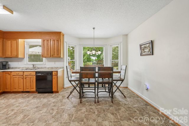 250 Rumple Hill Drive, Statesville, NC 28677