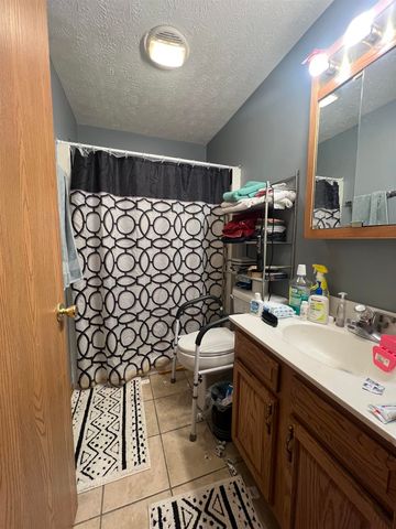 38 Private Drive 2822, South Point, OH 45680