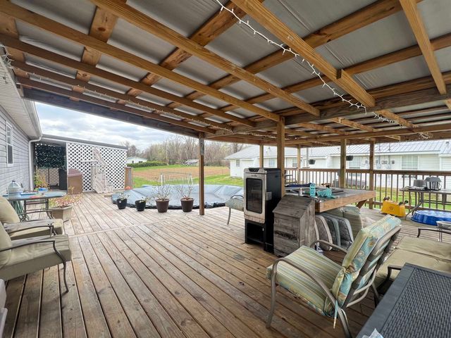 38 Private Drive 2822, South Point, OH 45680