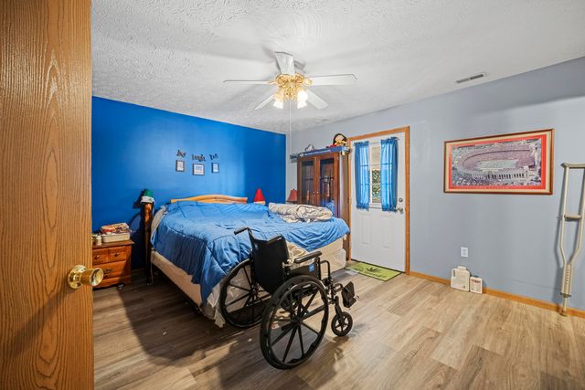 38 Private Drive 2822, South Point, OH 45680