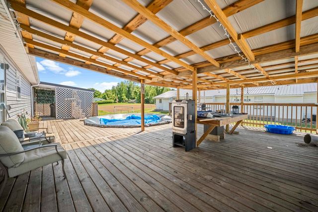 38 Private Drive 2822, South Point, OH 45680