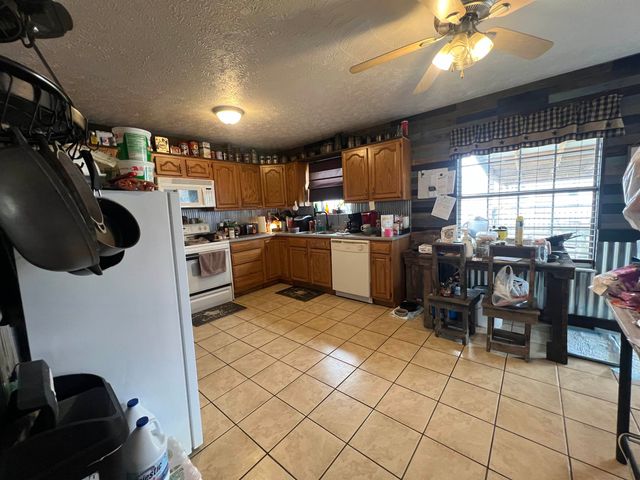 38 Private Drive 2822, South Point, OH 45680