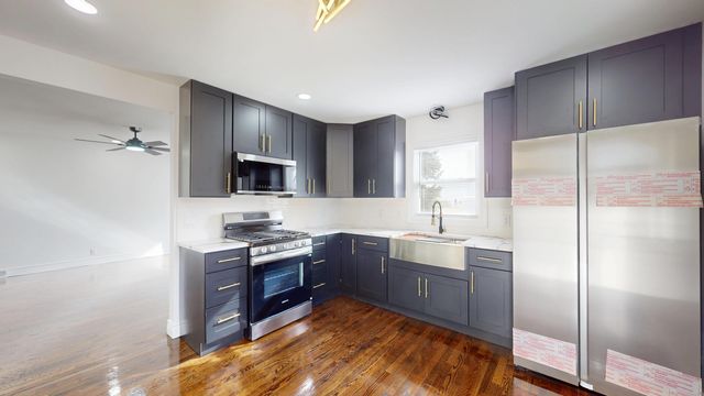 4824 Parrish Avenue, East Chicago, IN 46312