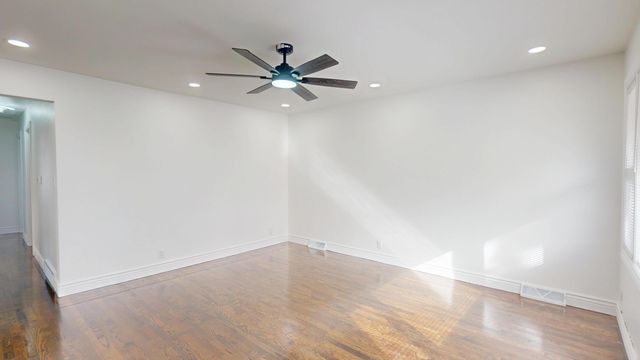 4824 Parrish Avenue, East Chicago, IN 46312