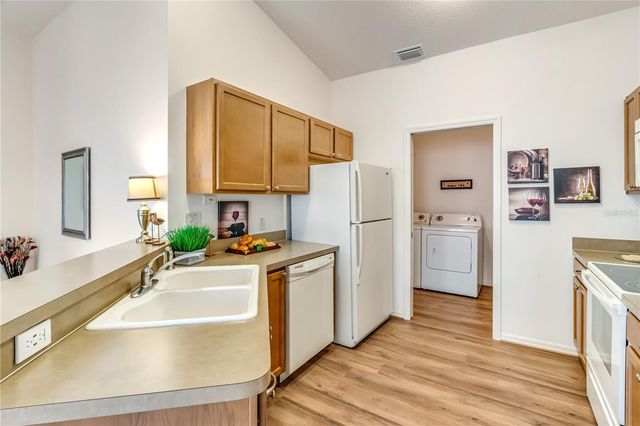 1806 QUEENSBURY TERRACE, The Villages, FL 32162