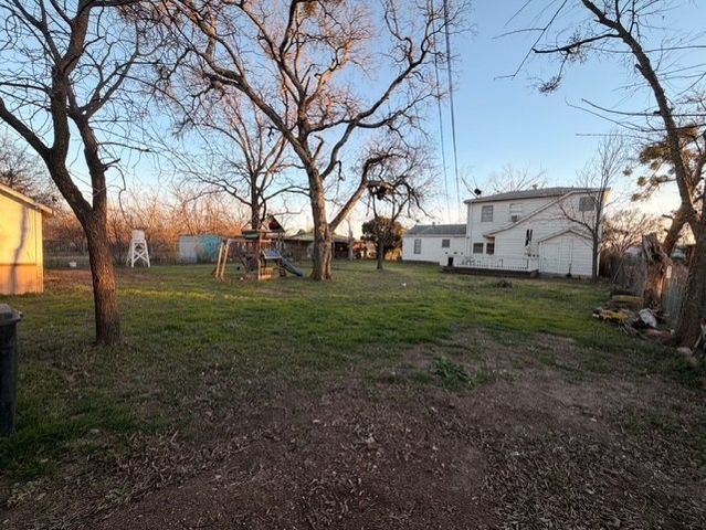 5712 Calloway Street, Sansom Park, TX 76114