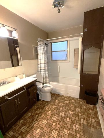 5712 Calloway Street, Sansom Park, TX 76114