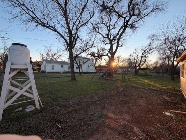 5712 Calloway Street, Sansom Park, TX 76114