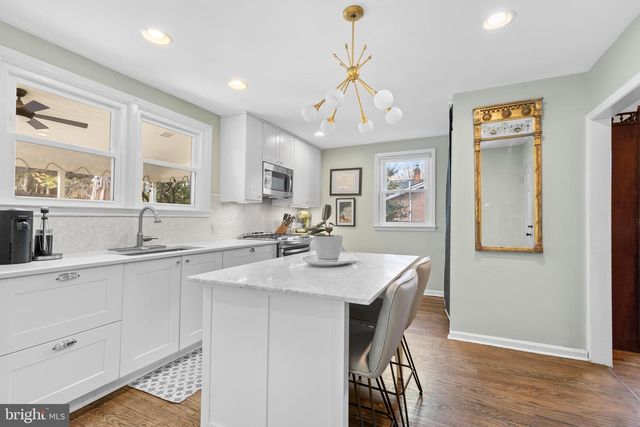 8720 STENTON AVE, Philadelphia, PA 19118