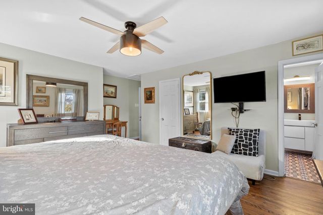 8720 STENTON AVE, Philadelphia, PA 19118