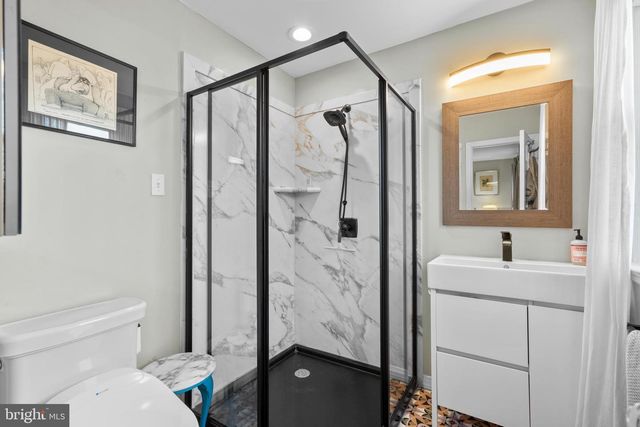 8720 STENTON AVE, Philadelphia, PA 19118