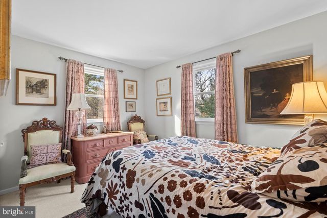 8720 STENTON AVE, Philadelphia, PA 19118