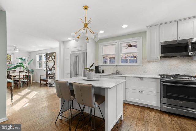 8720 STENTON AVE, Philadelphia, PA 19118