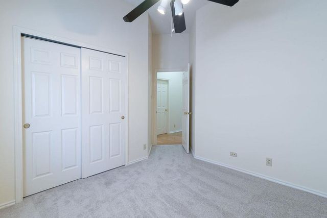 1012 Parrot TRL, Round Rock, TX 78681