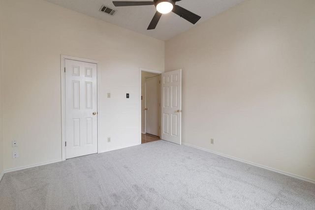 1012 Parrot TRL, Round Rock, TX 78681