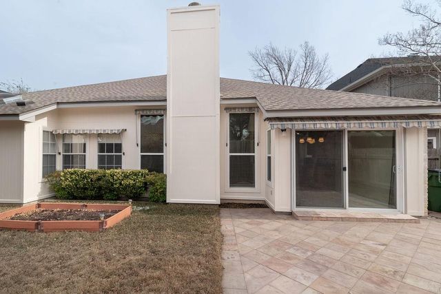 1012 Parrot TRL, Round Rock, TX 78681