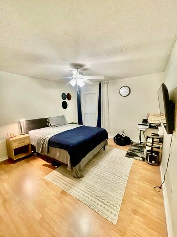 210 Pelham Road, 214A, Fort Walton Beach, FL 32547