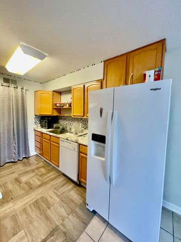 210 Pelham Road, 214A, Fort Walton Beach, FL 32547