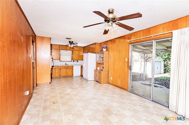 3206 Shady Hill Drive, Temple, TX 76502