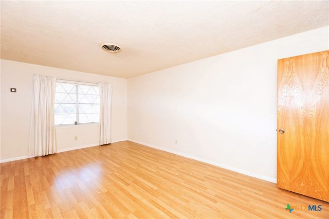 3206 Shady Hill Drive, Temple, TX 76502