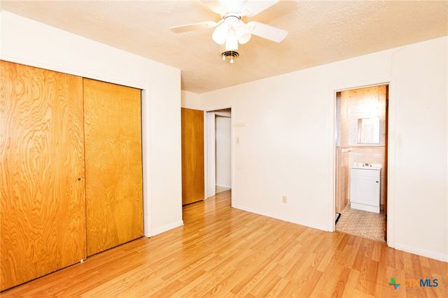 3206 Shady Hill Drive, Temple, TX 76502