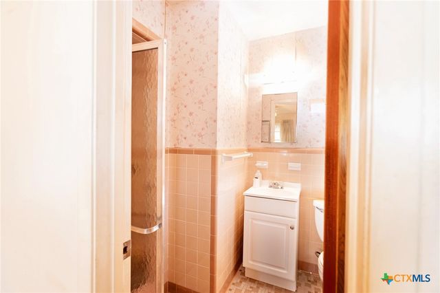 3206 Shady Hill Drive, Temple, TX 76502