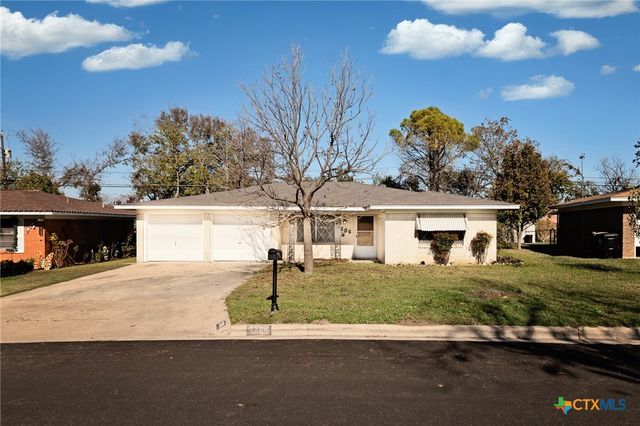 3206 Shady Hill Drive, Temple, TX 76502