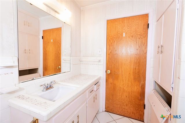 3206 Shady Hill Drive, Temple, TX 76502