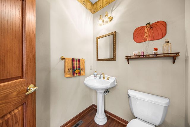 431 Hilbrich Drive, Schererville, IN 46375