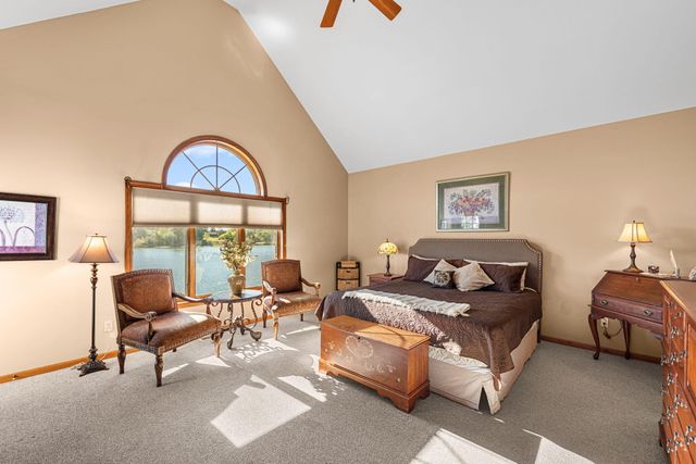 431 Hilbrich Drive, Schererville, IN 46375