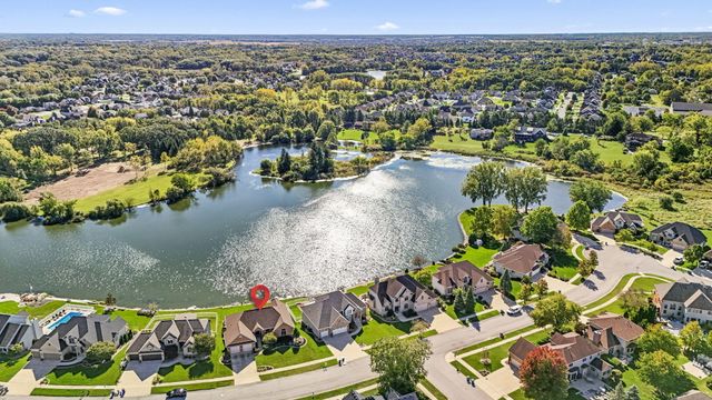 431 Hilbrich Drive, Schererville, IN 46375