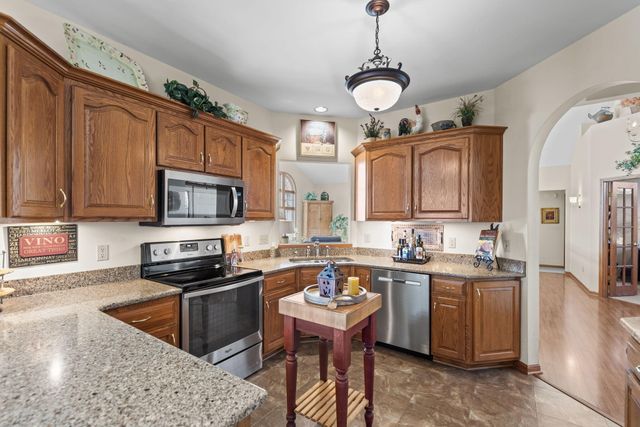 431 Hilbrich Drive, Schererville, IN 46375