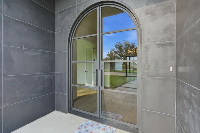 1014 Devonshire Drive N, Forney, TX 75126