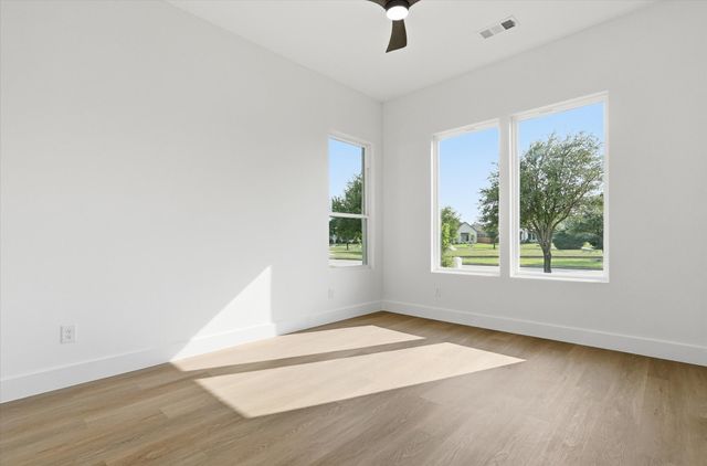 1014 Devonshire Drive N, Forney, TX 75126