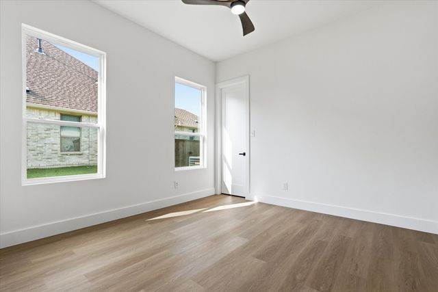 1014 Devonshire Drive N, Forney, TX 75126