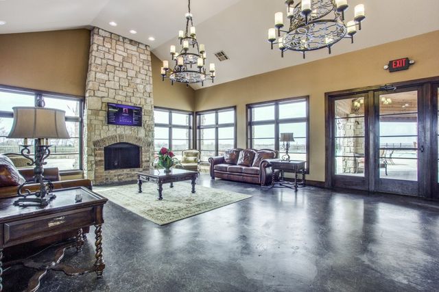 1014 Devonshire Drive N, Forney, TX 75126
