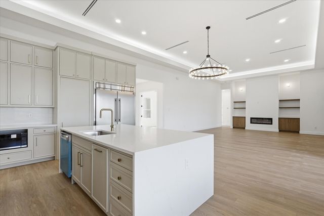 1014 Devonshire Drive N, Forney, TX 75126