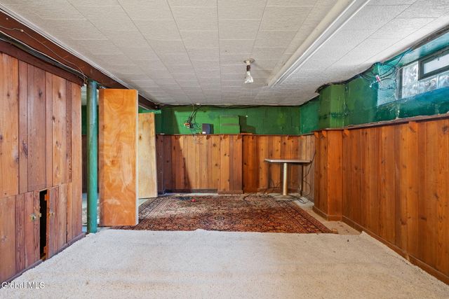 42 Collins Place, Albany, NY 12208