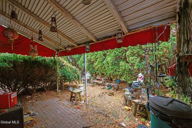 42 Collins Place, Albany, NY 12208