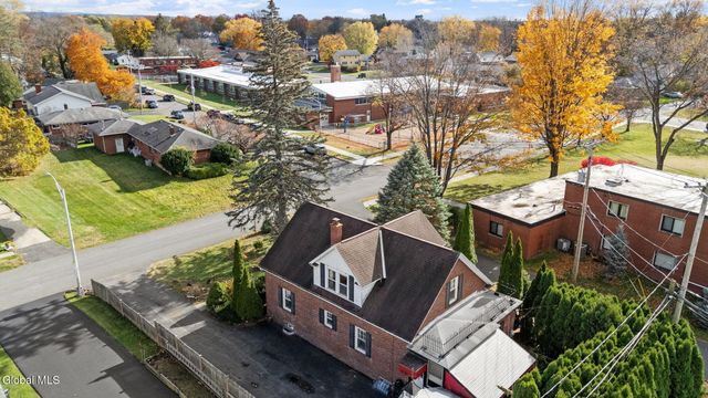 42 Collins Place, Albany, NY 12208